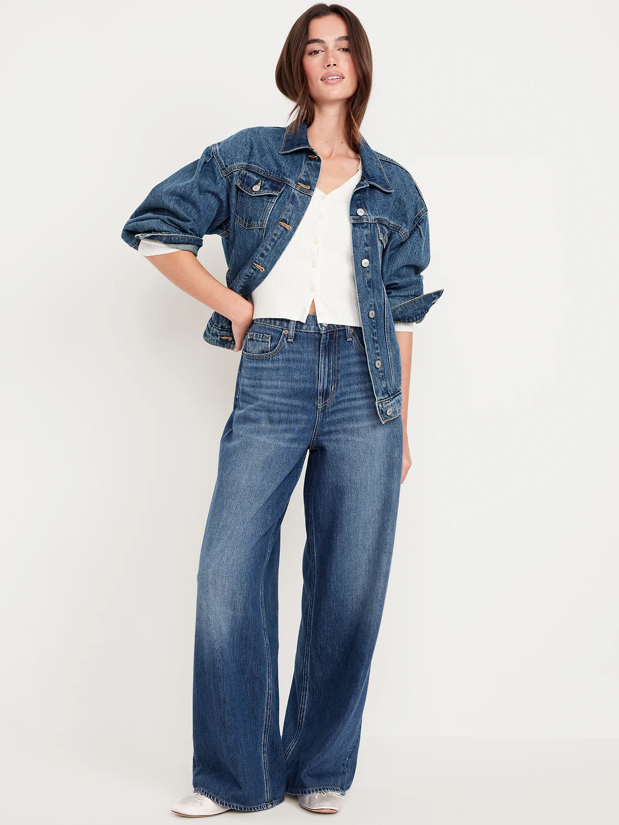 High-Waisted Baggy Wide-Leg Jeans - Medium Wash