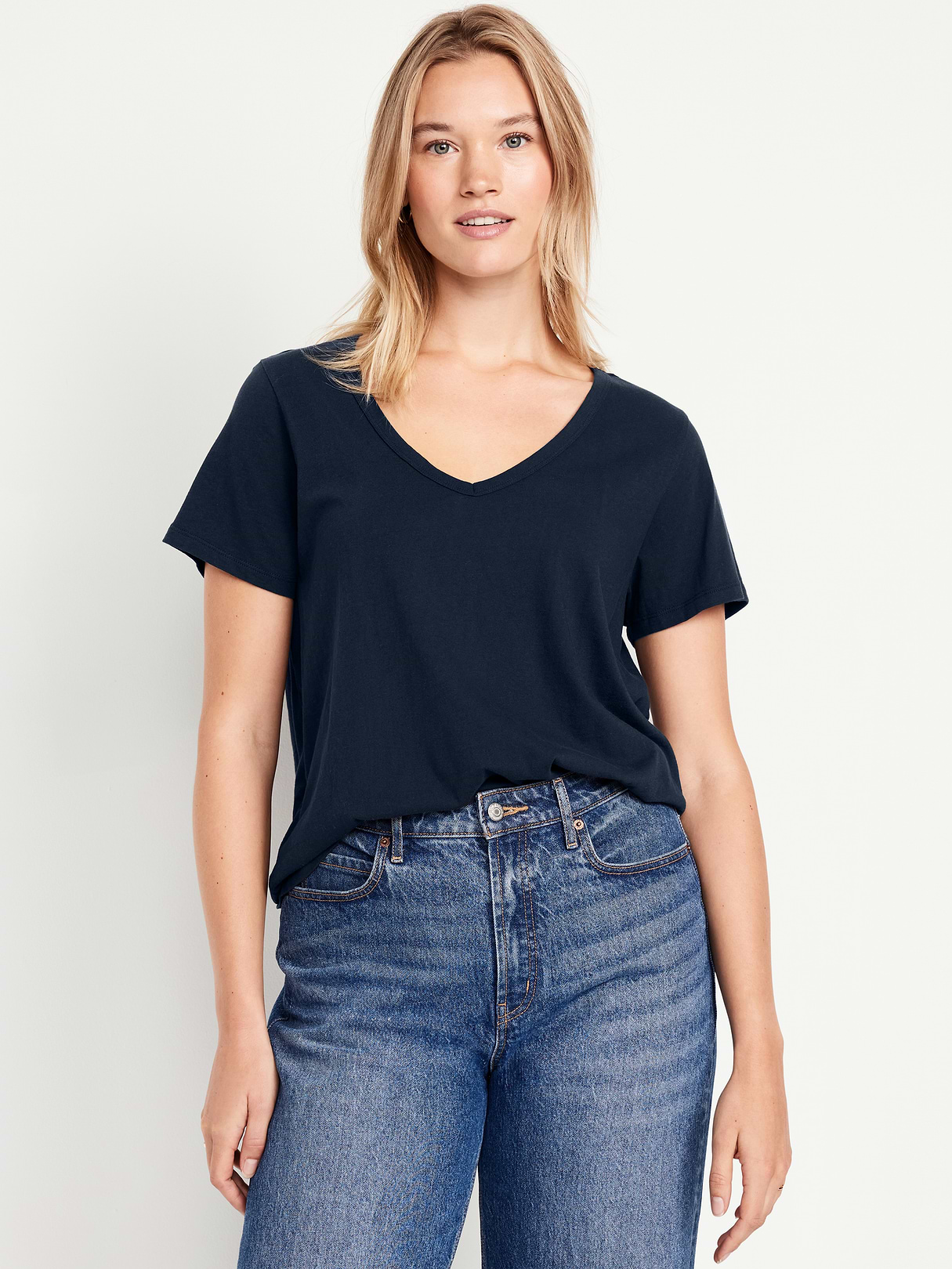 EveryWear V-Neck T-Shirt - In the Navy