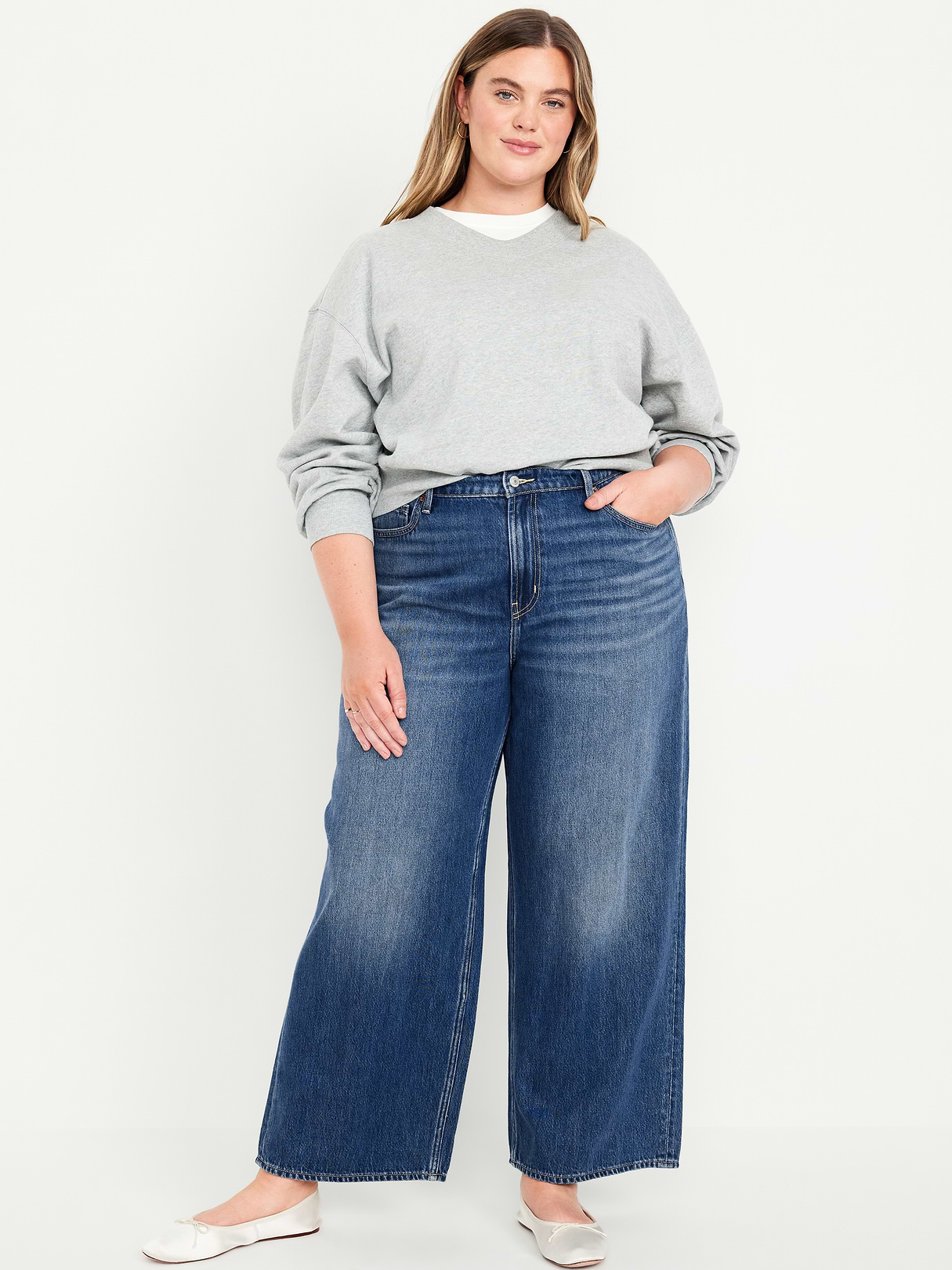 High-Waisted Baggy Wide-Leg Jeans - Medium Wash