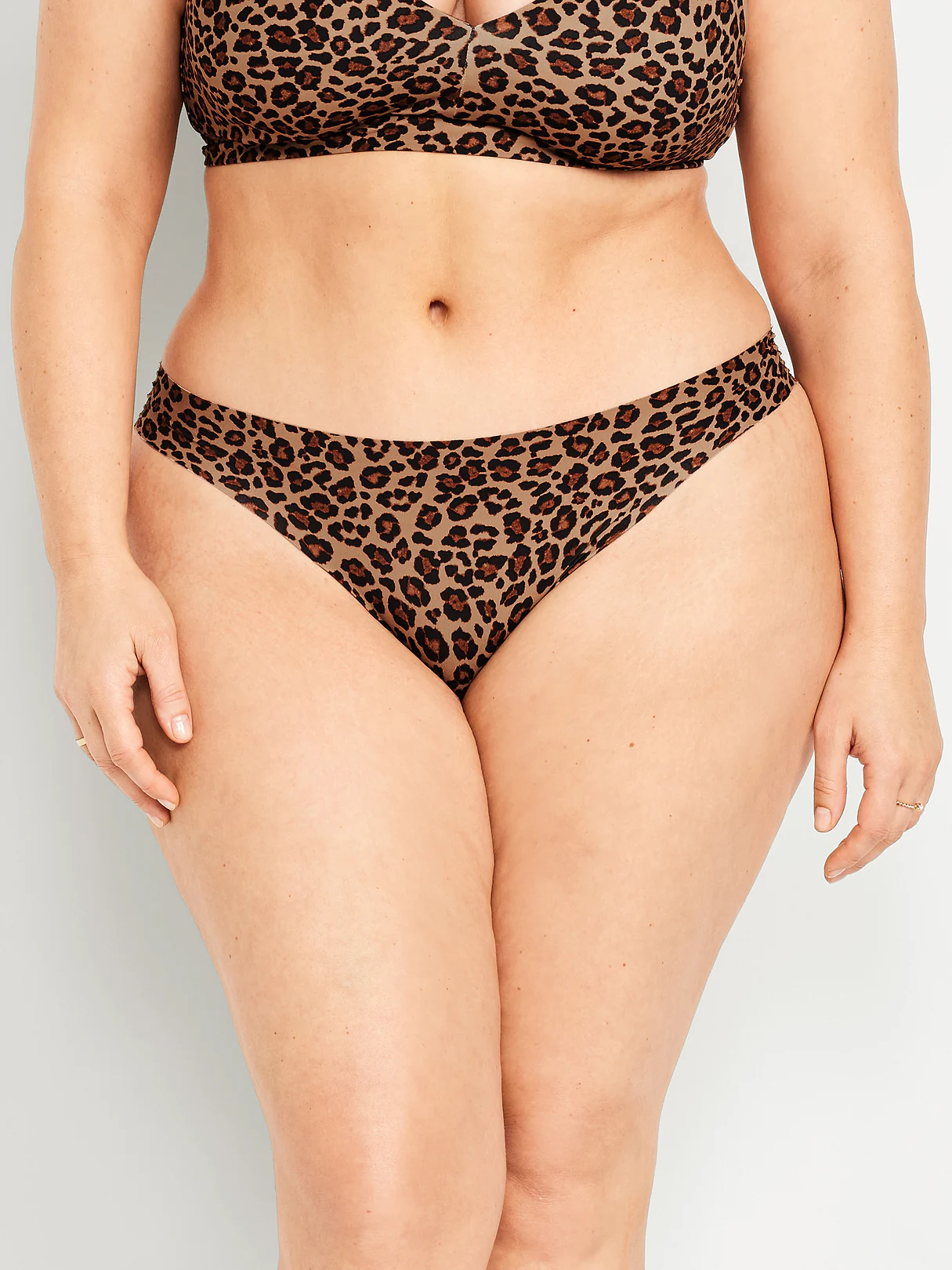 Low-Rise No-Show Thong - Cheetah Brown