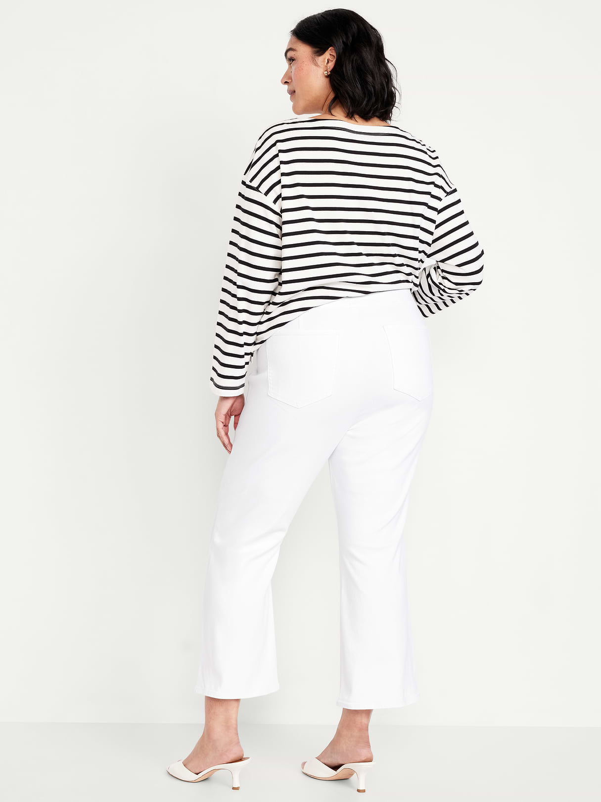 High-Waisted Weekender Pull-On Crop Flare Jeans - White Wash