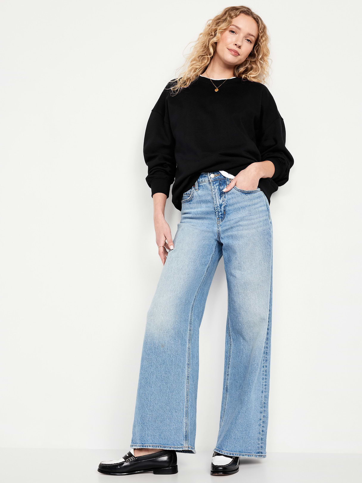 SoComfy Oversized Graphic Sweatshirt - Black Jack