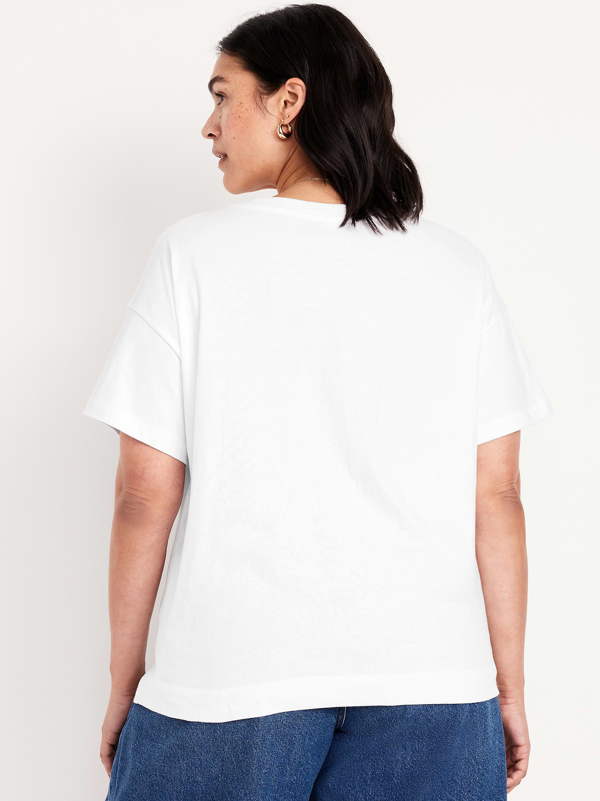 Vintage V-Neck T-Shirt - White Lilies