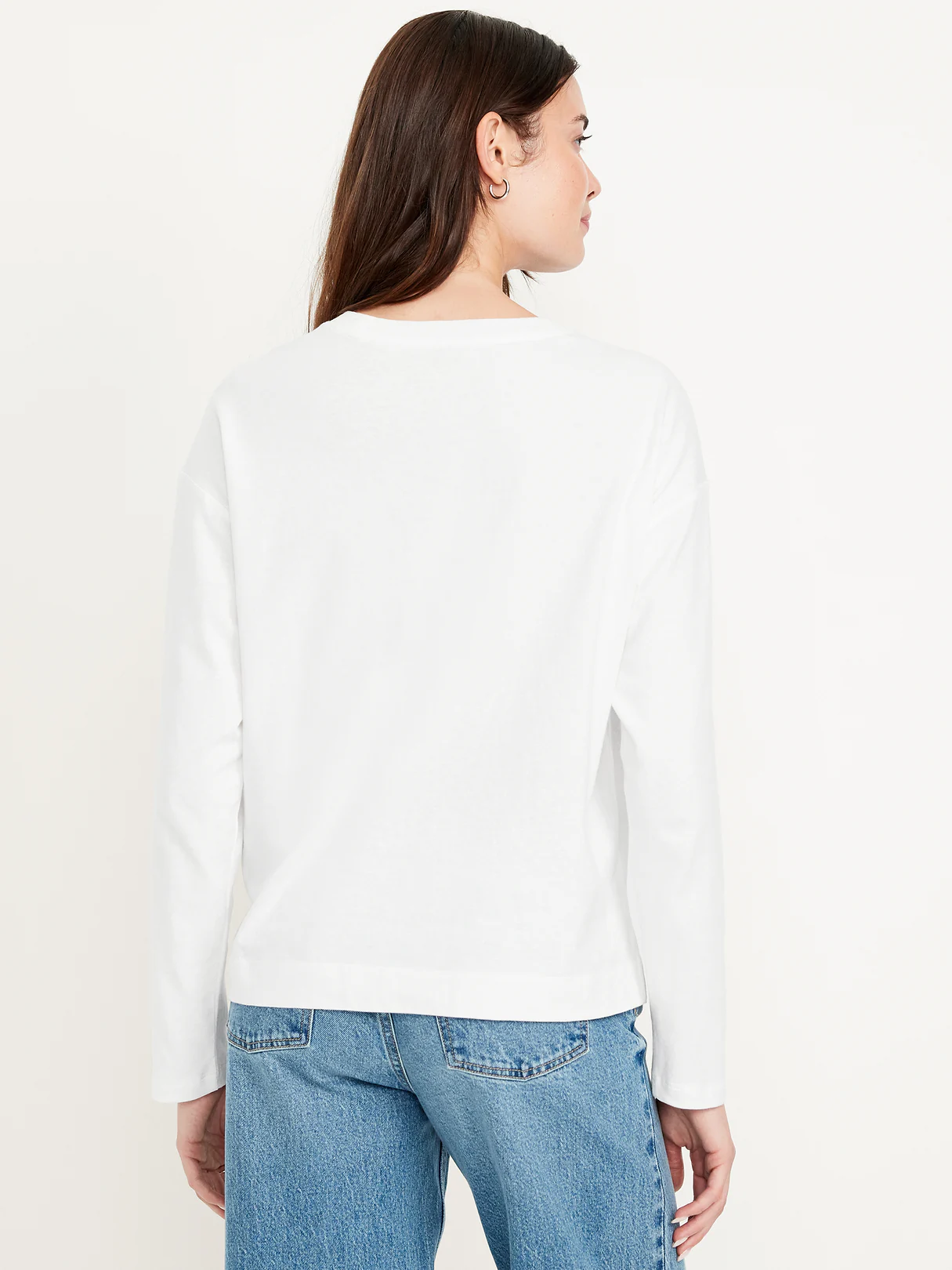 Vintage Crew-Neck Long-Sleeve T-Shirt - White Lilies