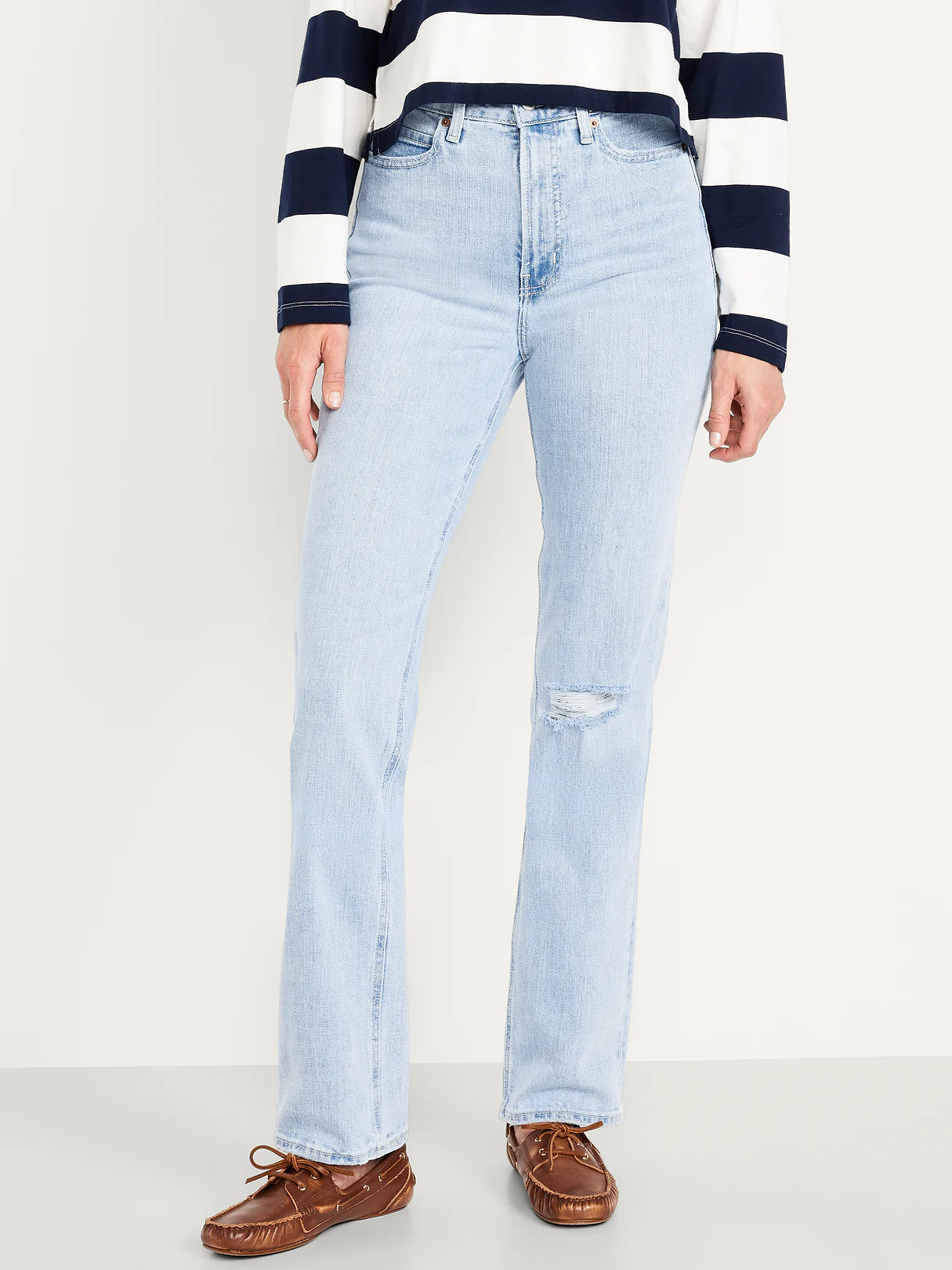 Extra High-Waisted Straight Jeans - Light Wash