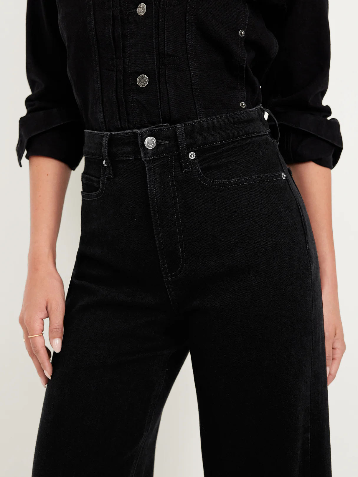 Extra High-Waisted Super Wide-Leg Jeans - Black
