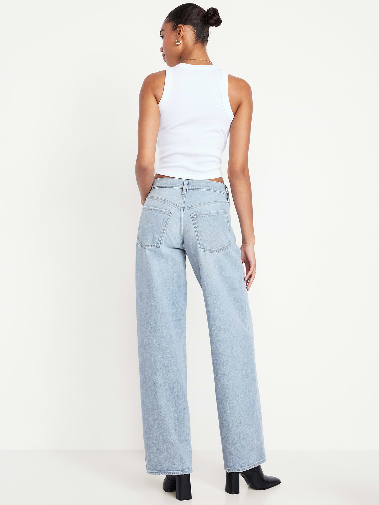Mid-Rise Slouchy Wide-Leg Jeans - Light Wash