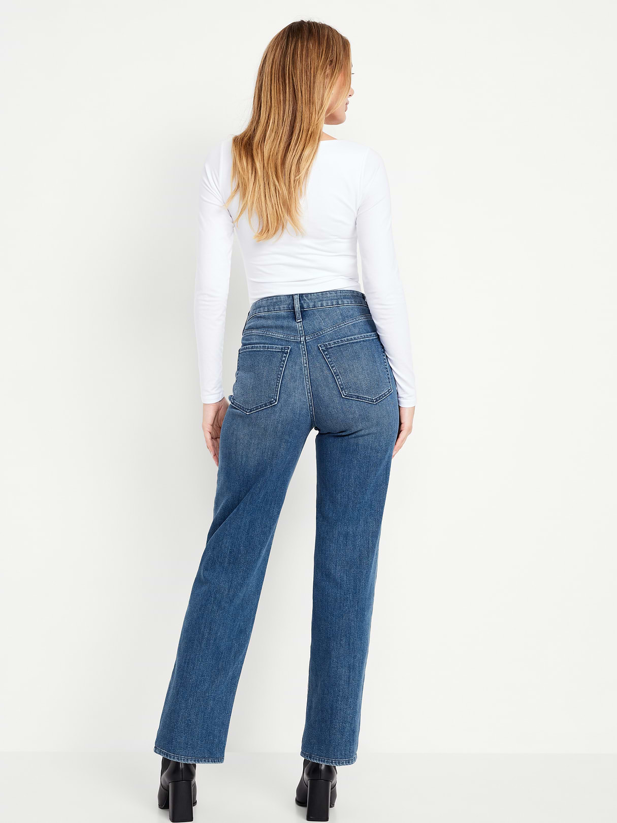 High-Waisted Wow Loose Jeans - Medium Wash