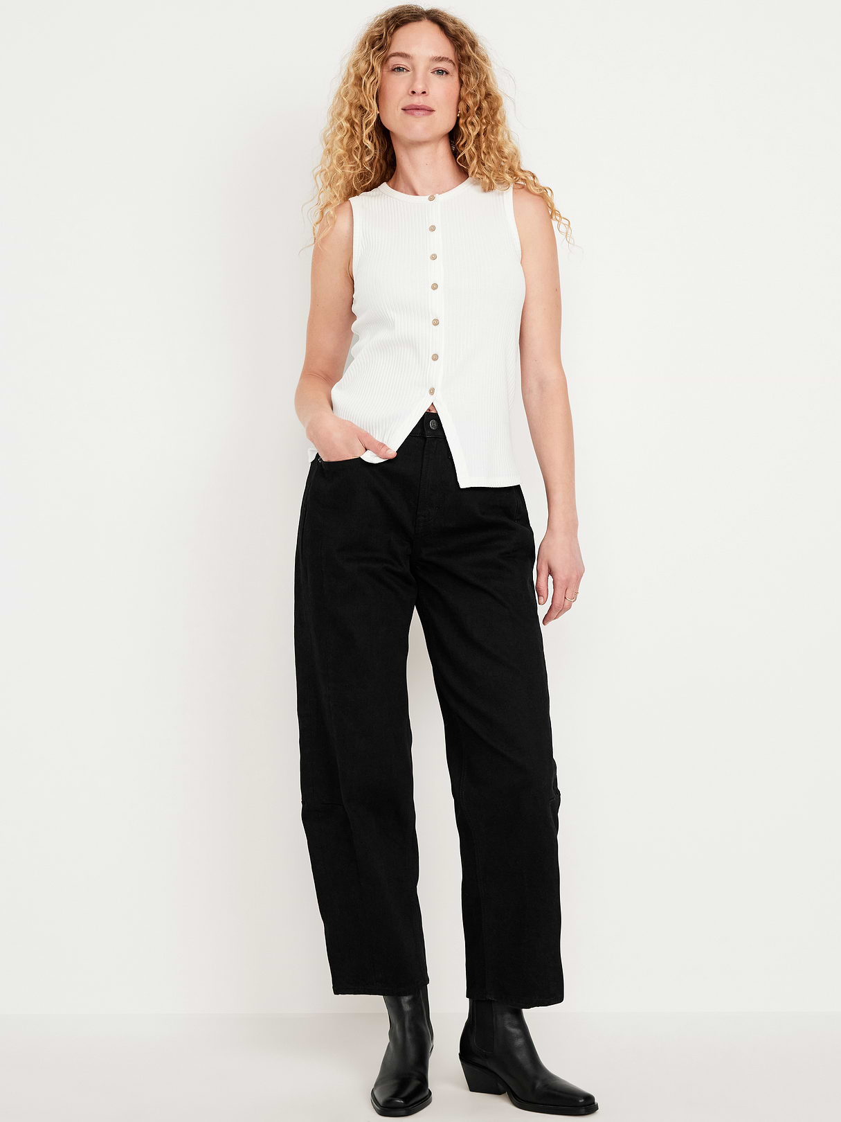 High-Waisted Baggy Barrel Ankle Jeans - Black Wash