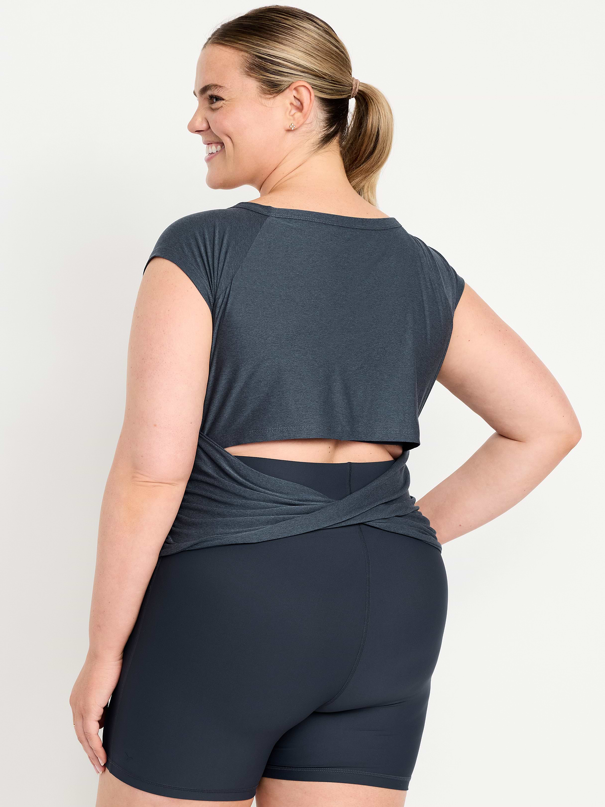 CloudMotion Ballet Twist-Back Top - DUSK NAVY