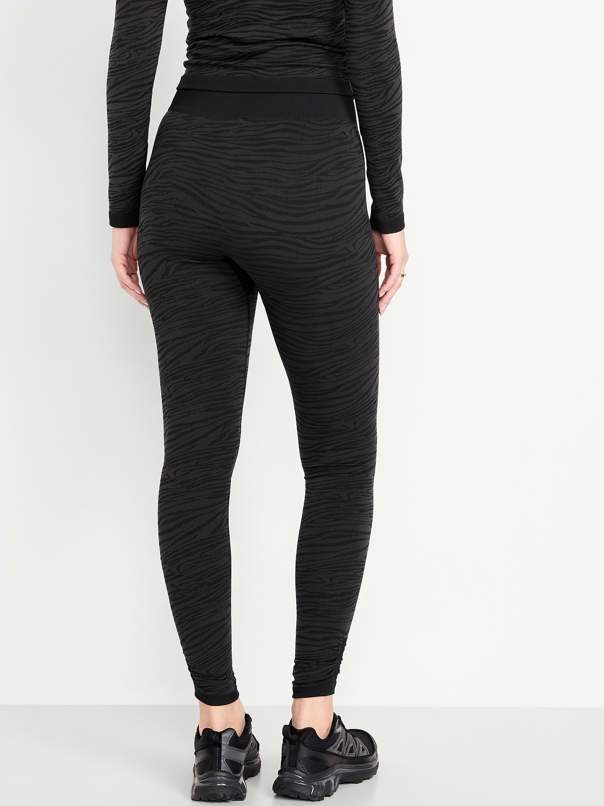 High-Waisted Seamless Jacquard Leggings - Black Jack