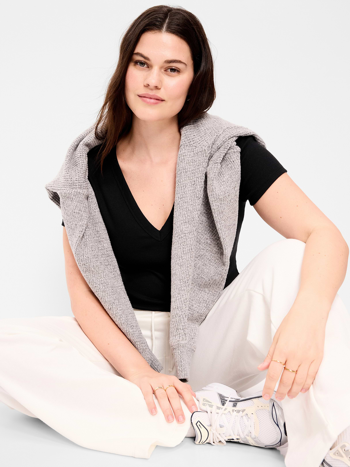 Snug Crop V-Neck Ribbed T-Shirt - Light Black Heather