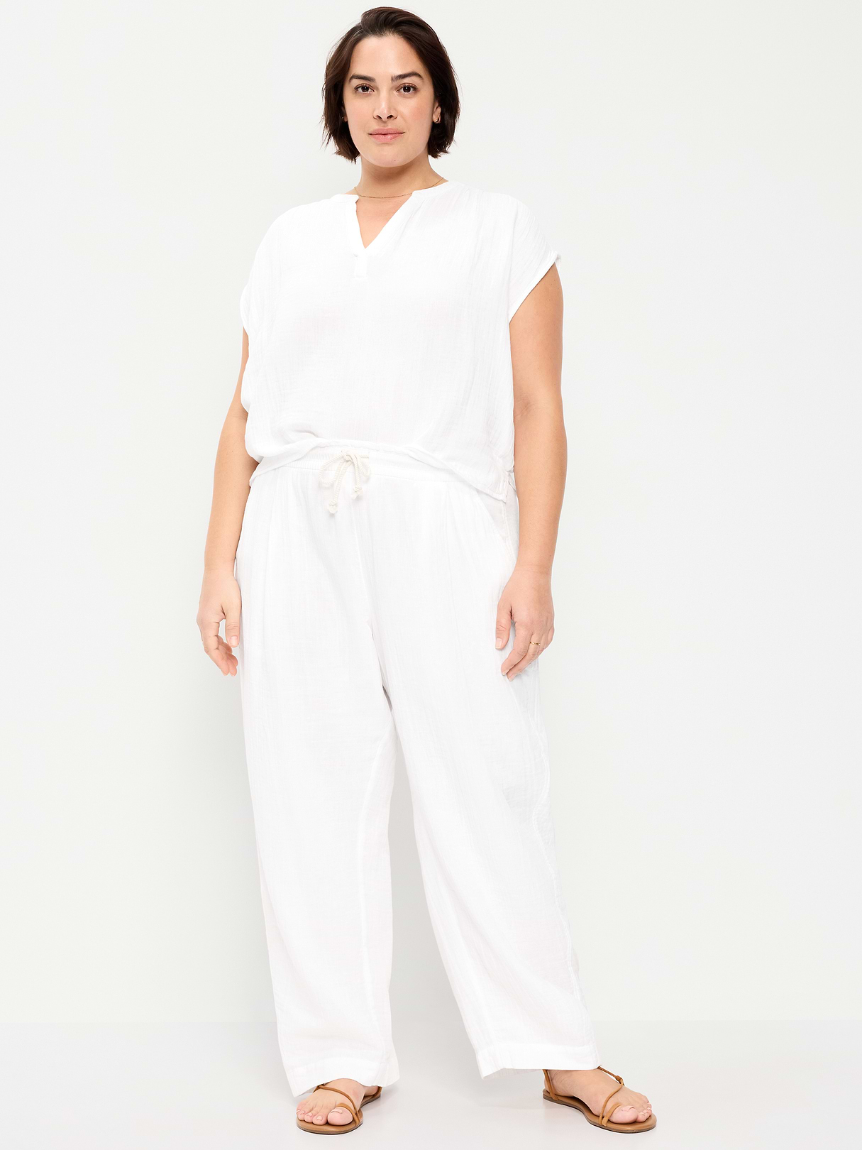 High-Waisted Crinkle Gauze Barrel Ankle Pants - White Lilies