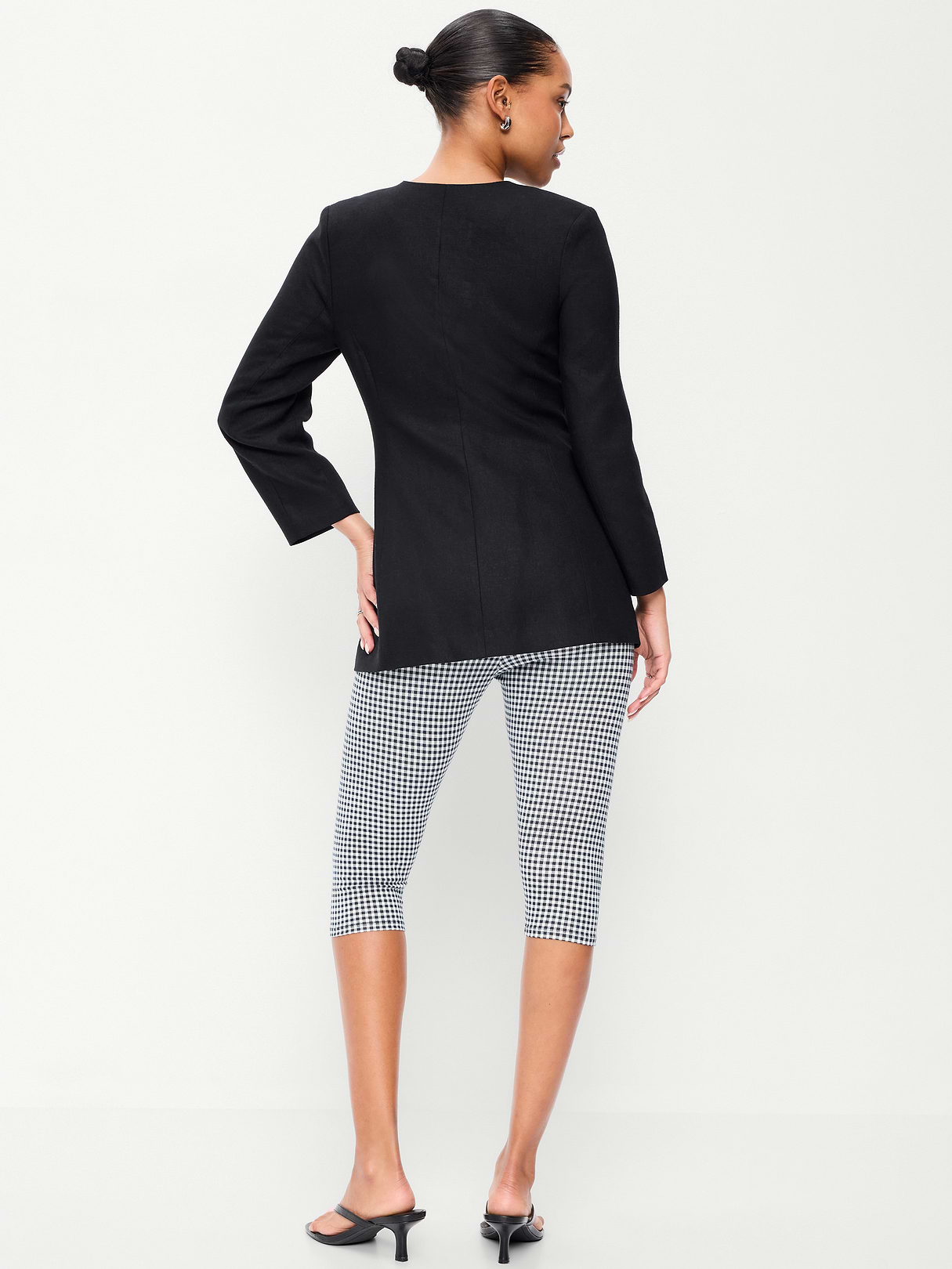 High-Waisted Fashion Layering Capri Legging - Black/Black Gingham