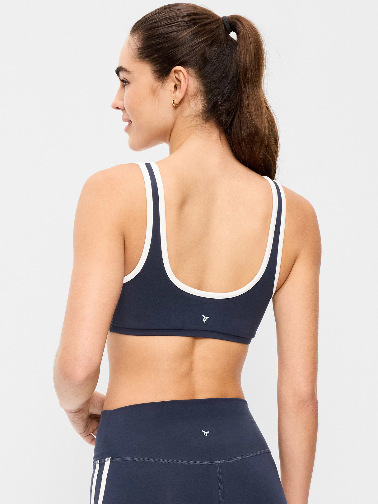 Light Support PowerChill Sports Bra - In the Navy