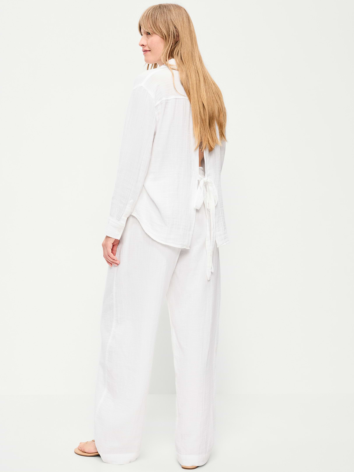 High-Waisted Crinkle Gauze Barrel Ankle Pants - White Lilies