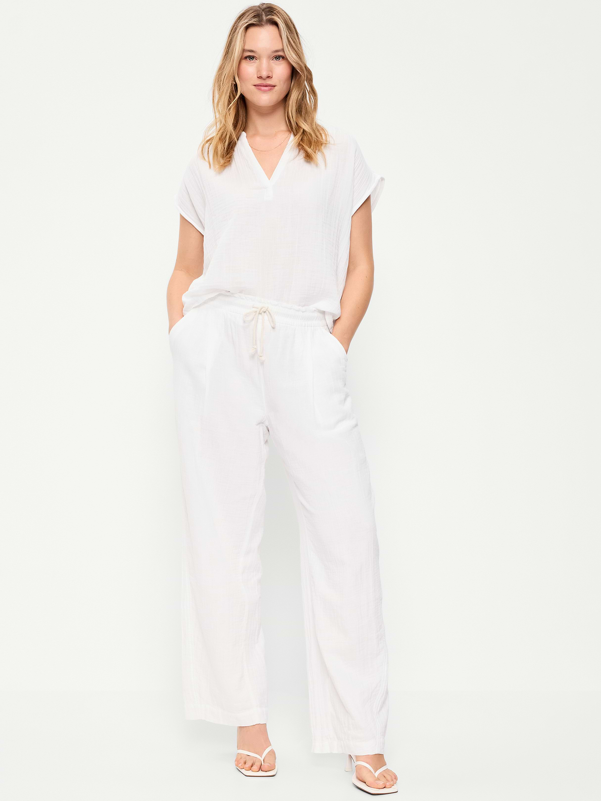 High-Waisted Crinkle Gauze Barrel Ankle Pants - White Lilies