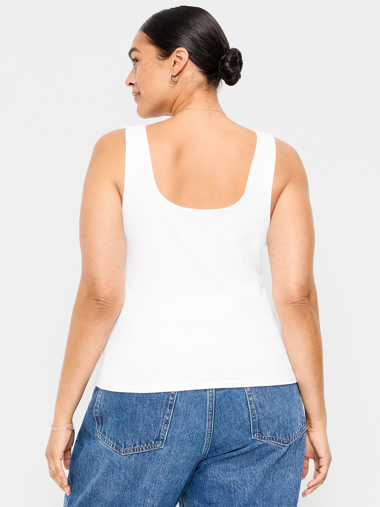Hug Double-Layer Scoop-Neck Tank Top - Calla Lilies