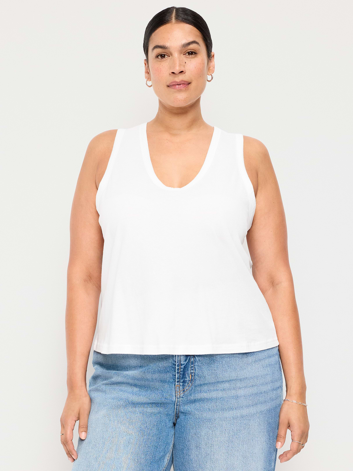 Relaxed Scoop-Neck Tank Top - White Lilies