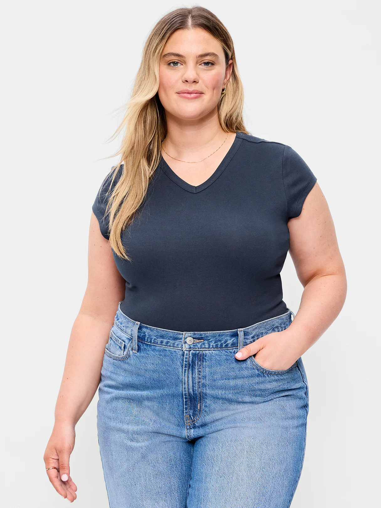 Snug High V-Neck T-Shirt - In the Navy