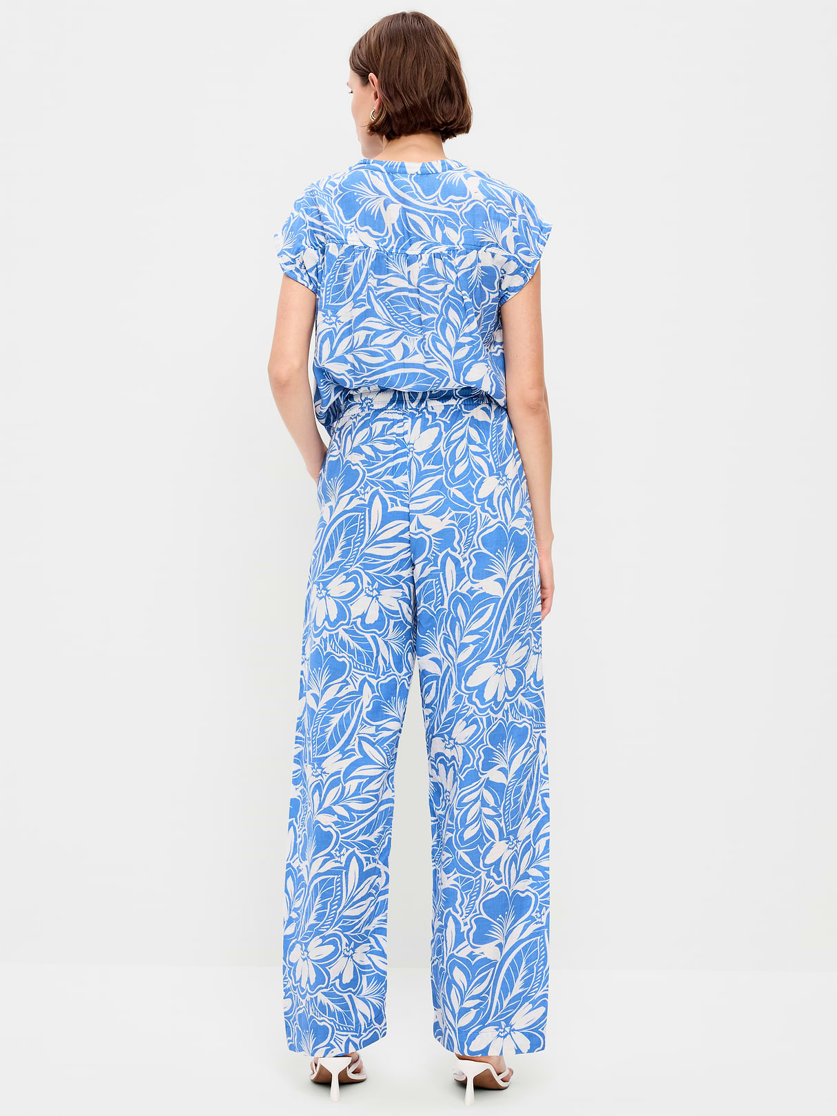 High-Waisted Crinkle Gauze Barrel Ankle Pants - Blue Floral