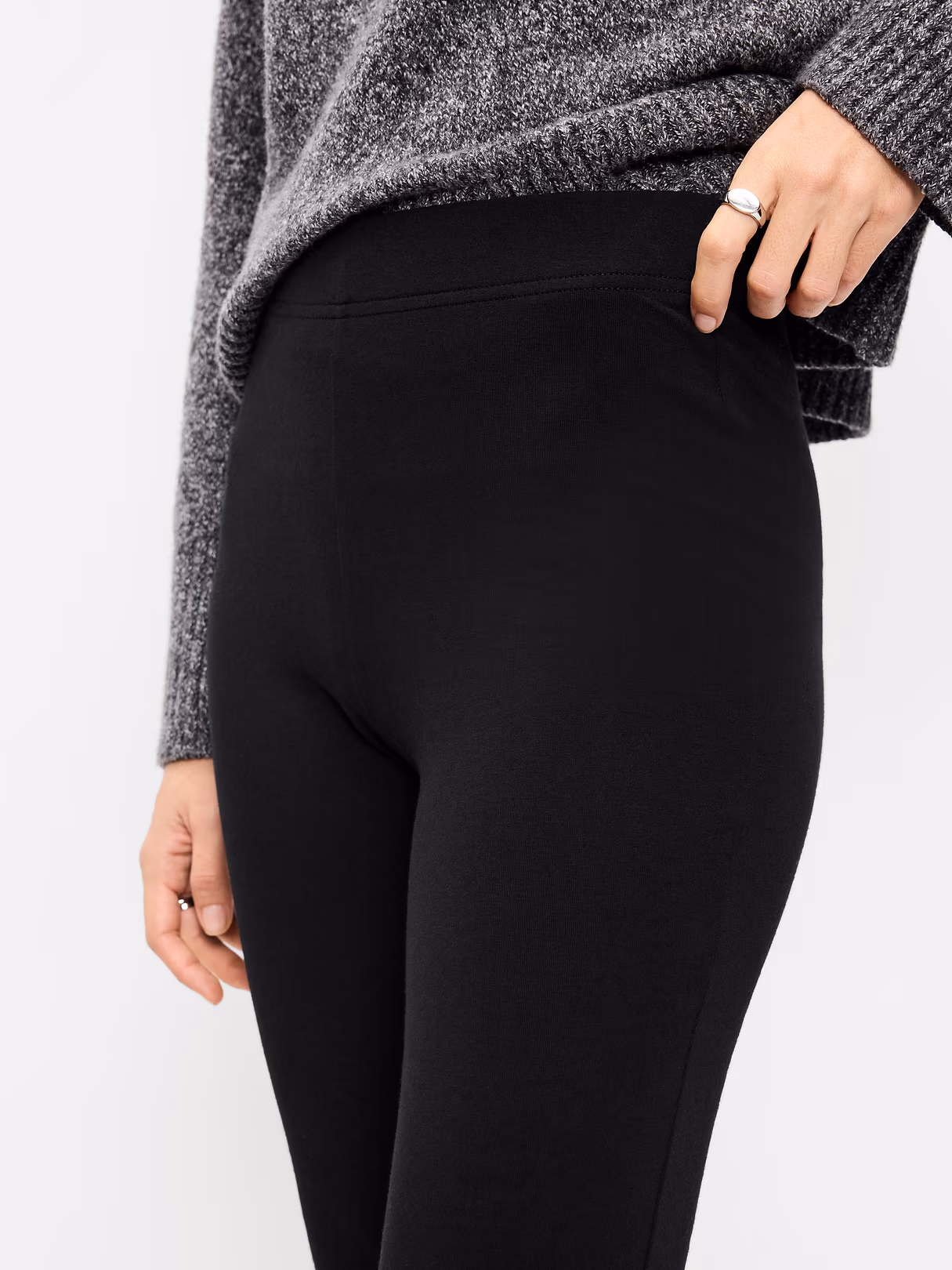 High-Waisted Fashion Kick Flare Leggings - Black Jack
