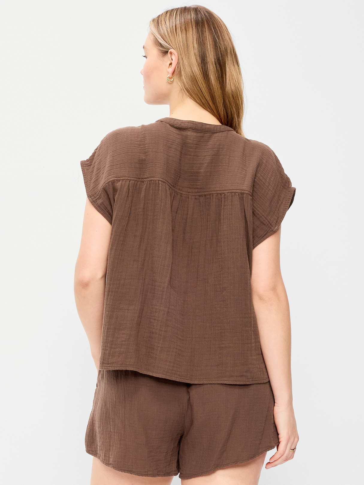 Short-Sleeve Crinkle Gauze Popover Top - Peppercorn