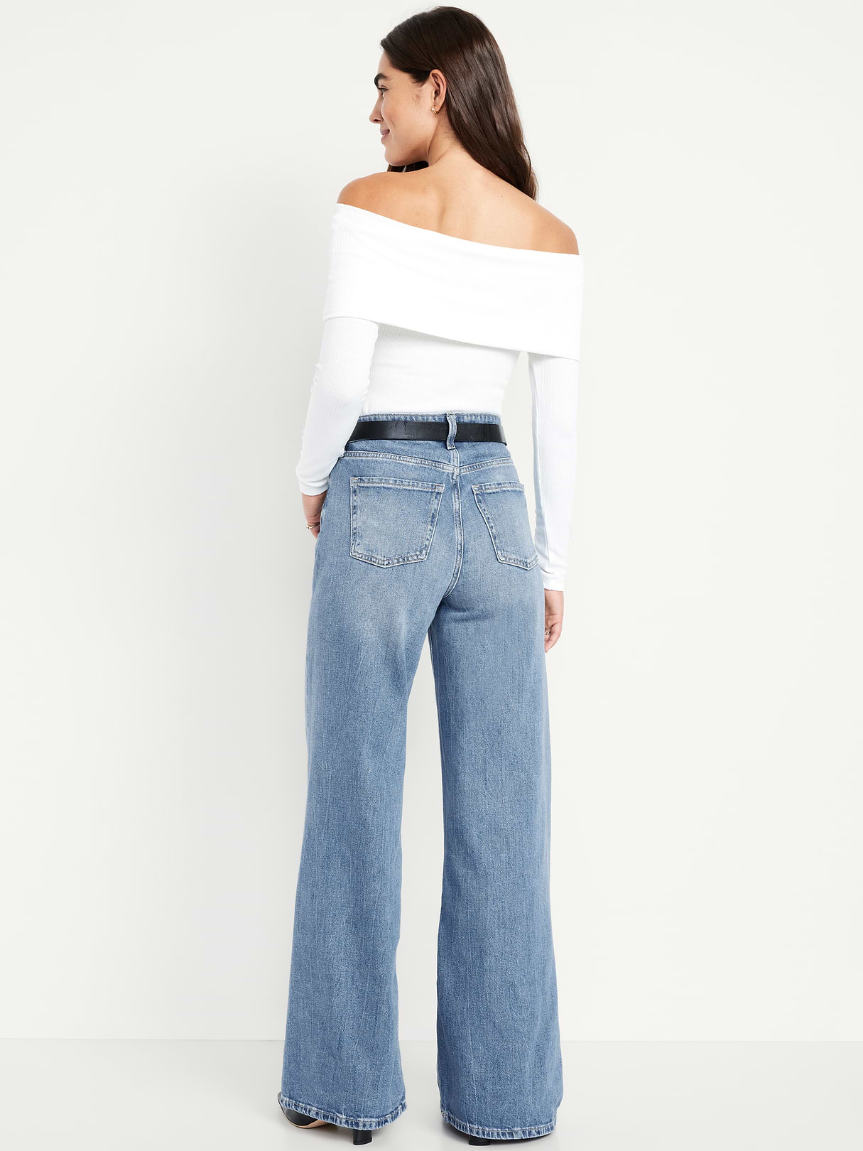 Extra High-Waisted Super Wide-Leg Jeans - Medium Wash