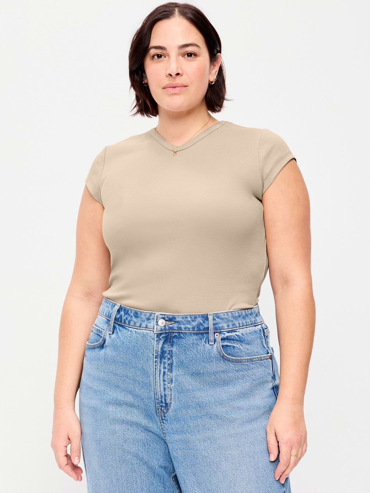 Snug High V-Neck T-Shirt - Mocha Taffy