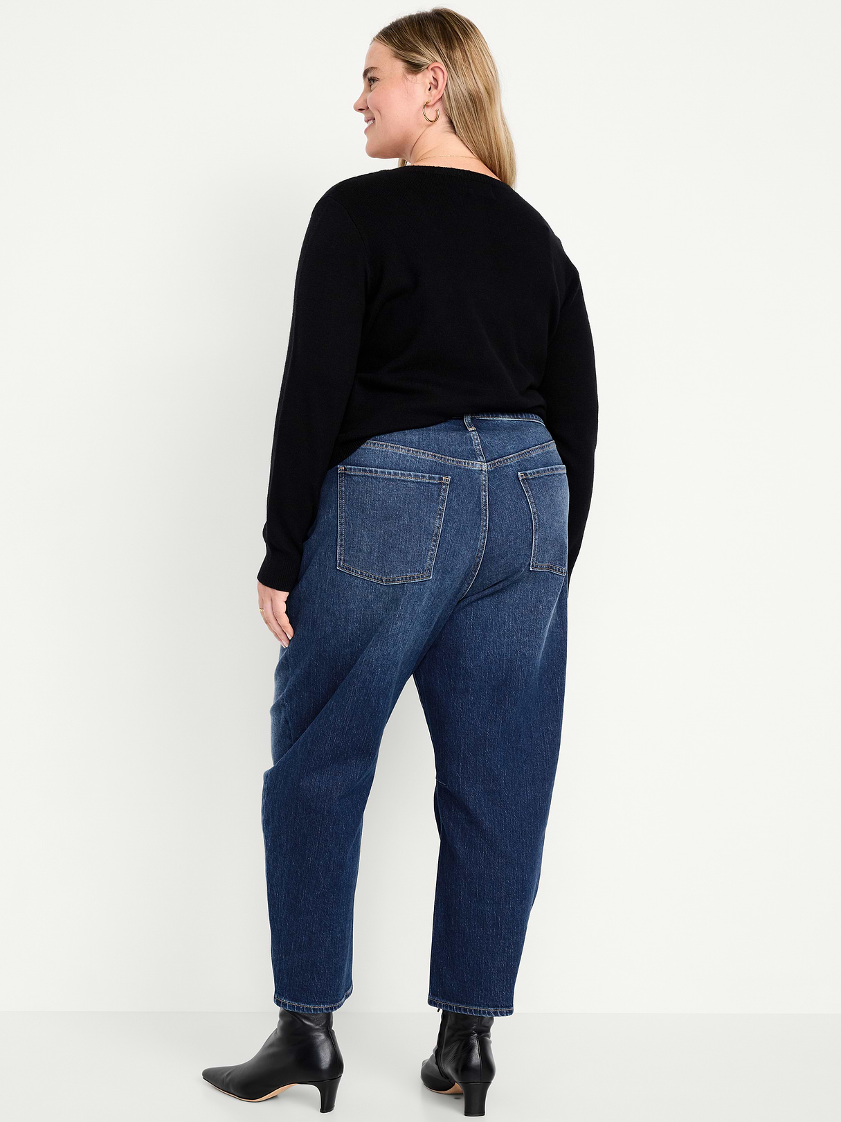 High-Waisted Wow Barrel-Leg Ankle Jeans - Dark Wash