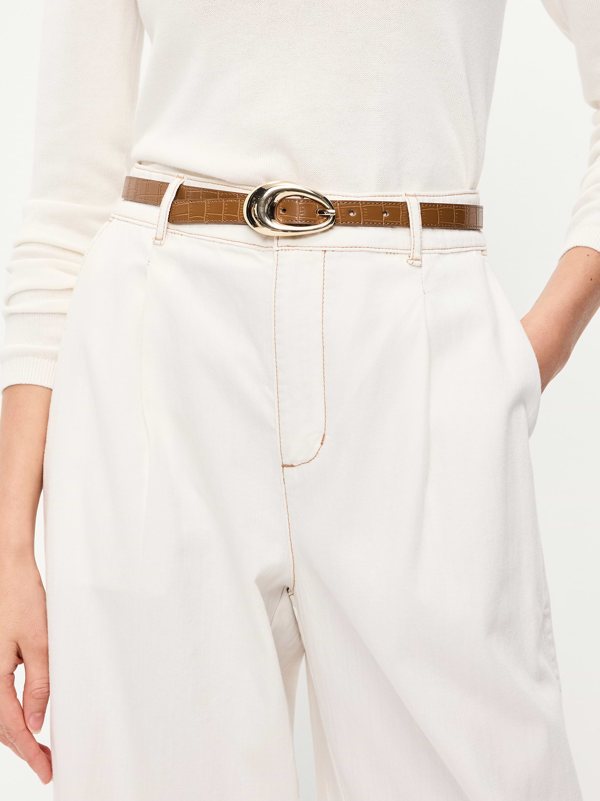 Sculptural Buckle Belt - Walnut Brown