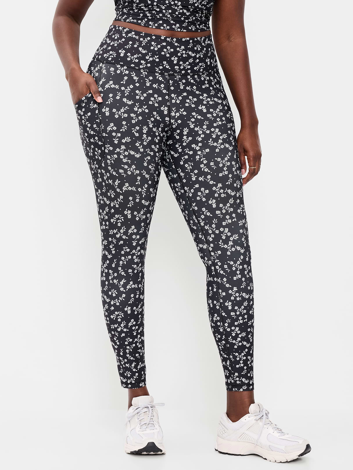 High-Waisted PowerSoft 7/8 Pocket Leggings - Black Floral