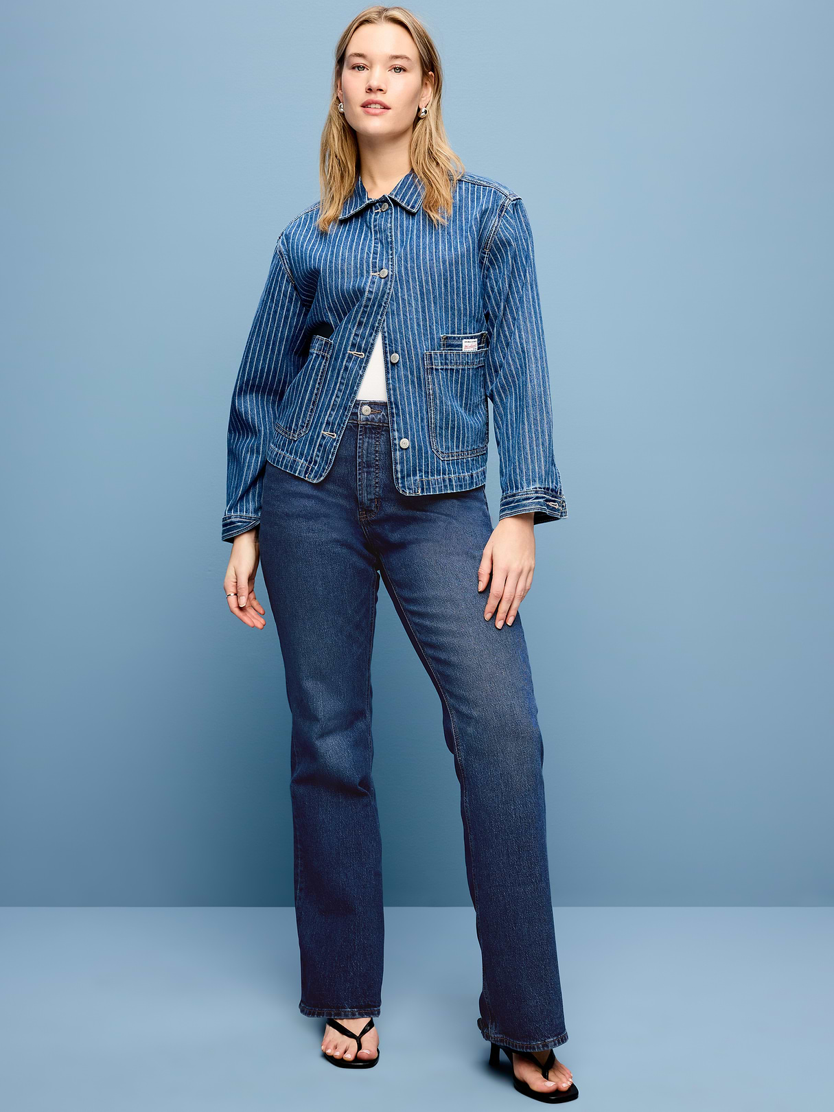 Mid-Rise Loose Boot-Cut Jeans - Dark Wash