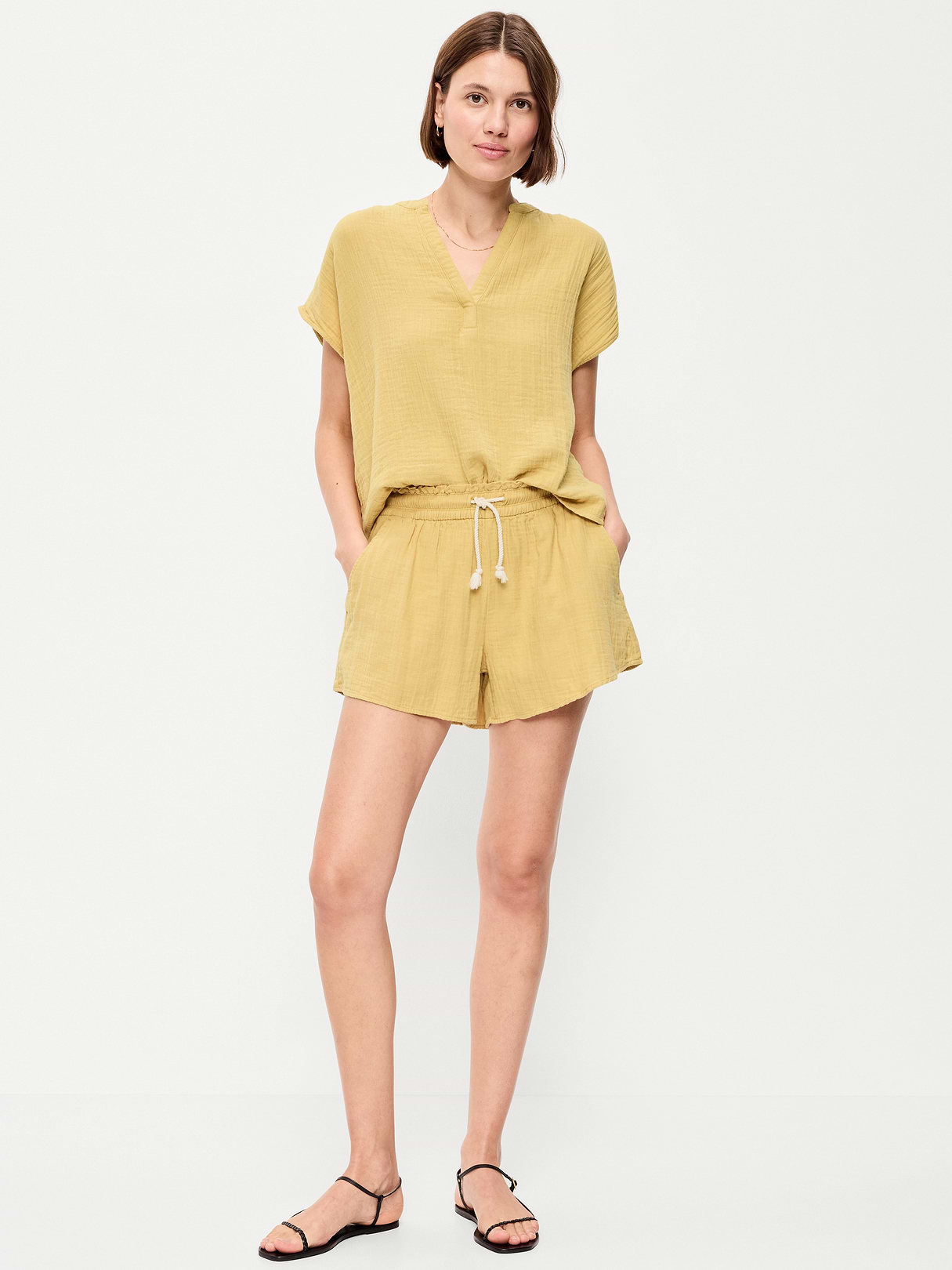 High-Waisted Crinkle Gauze Shorts - Sandstorm