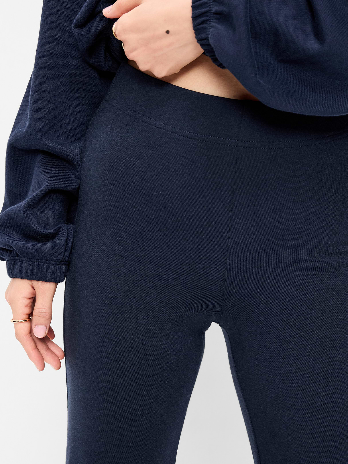 High-Waisted Fashion Kick Flare Leggings - In the Navy