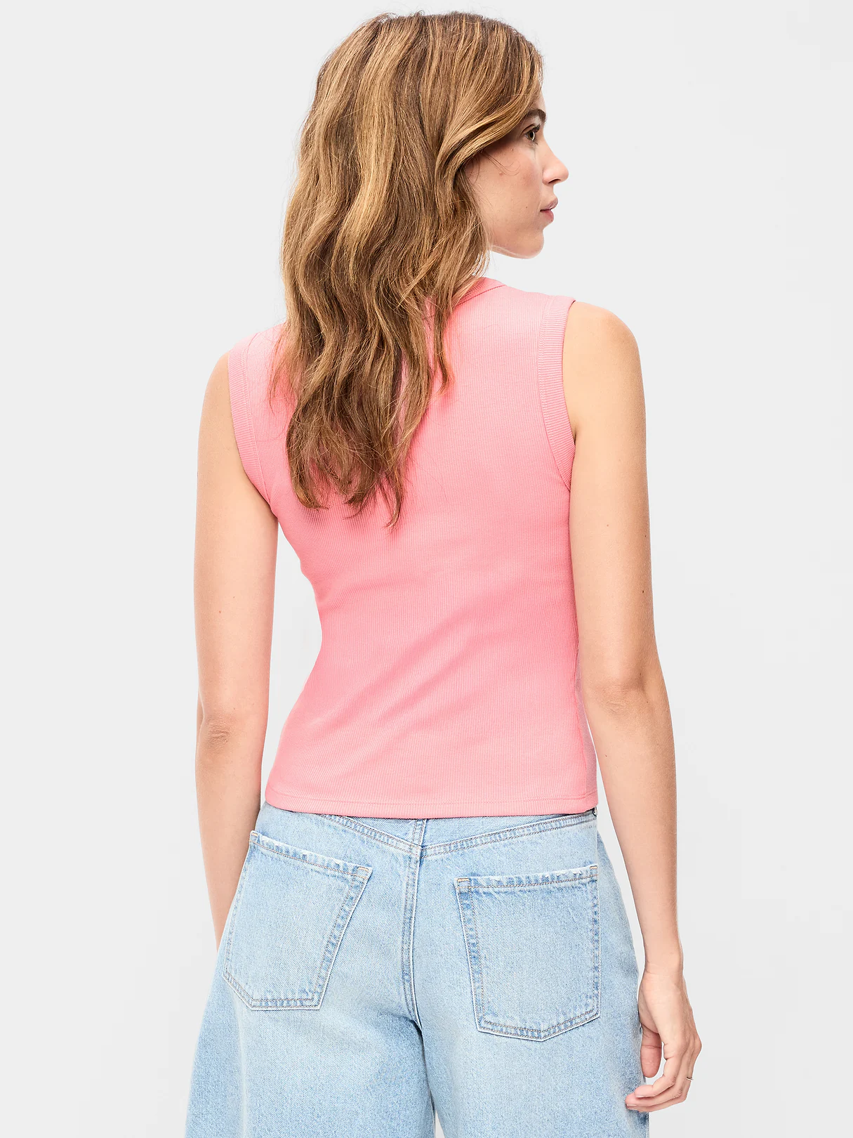 Snug Crop V-Neck Ribbed Tank Top - Gladiola