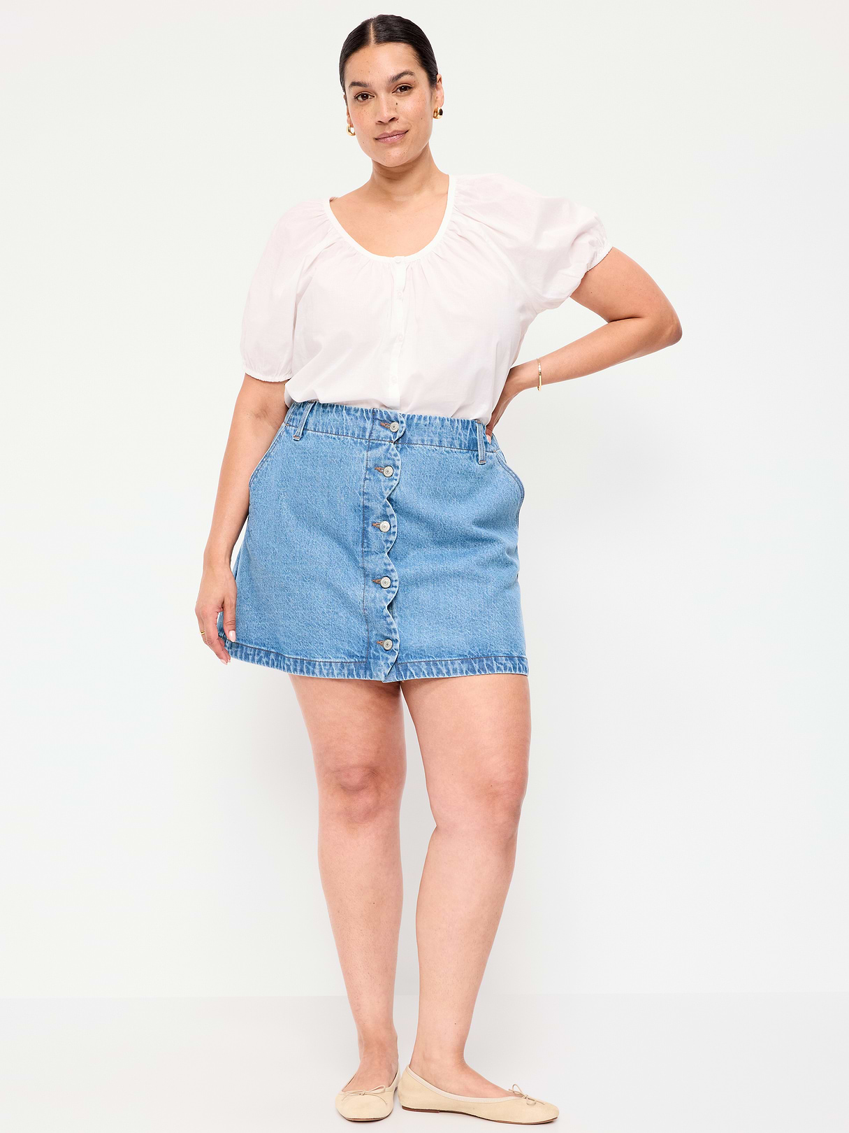 Scalloped-Edge Button-Down Mini Skirt - Milo