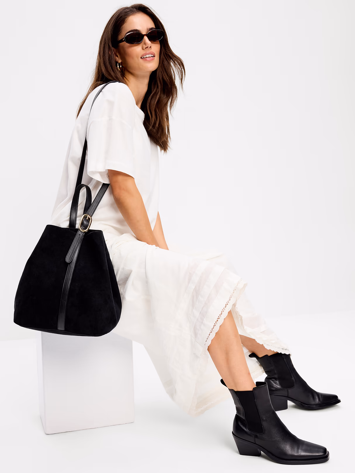 Medium Carrie Tote Bag - BlackJack