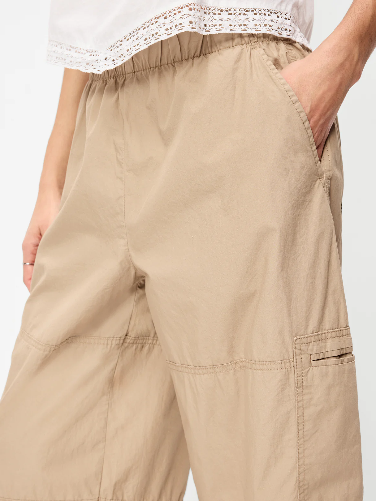 Mid-Rise Cropped Barrel-Leg Utility Pants - Toasted Almond