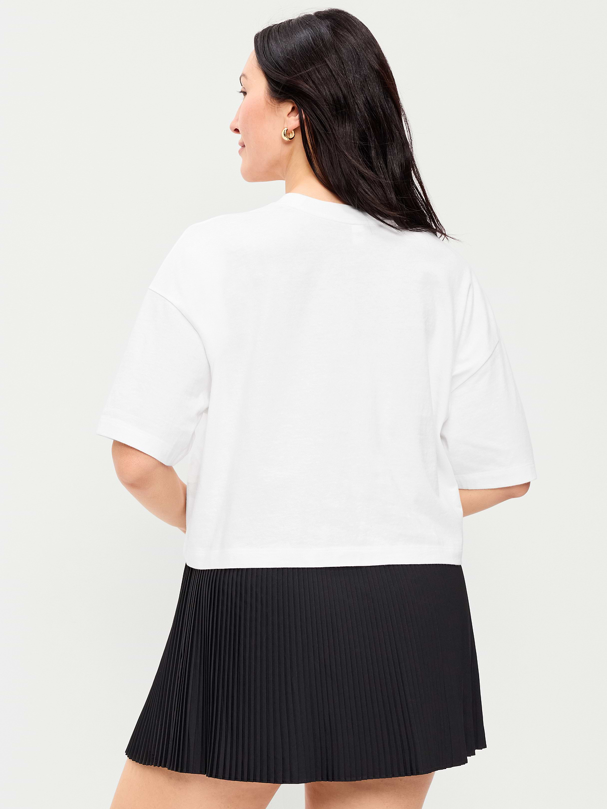 Vintage Crew-Neck Oversized Crop Graphic T-Shirt - White Lilies