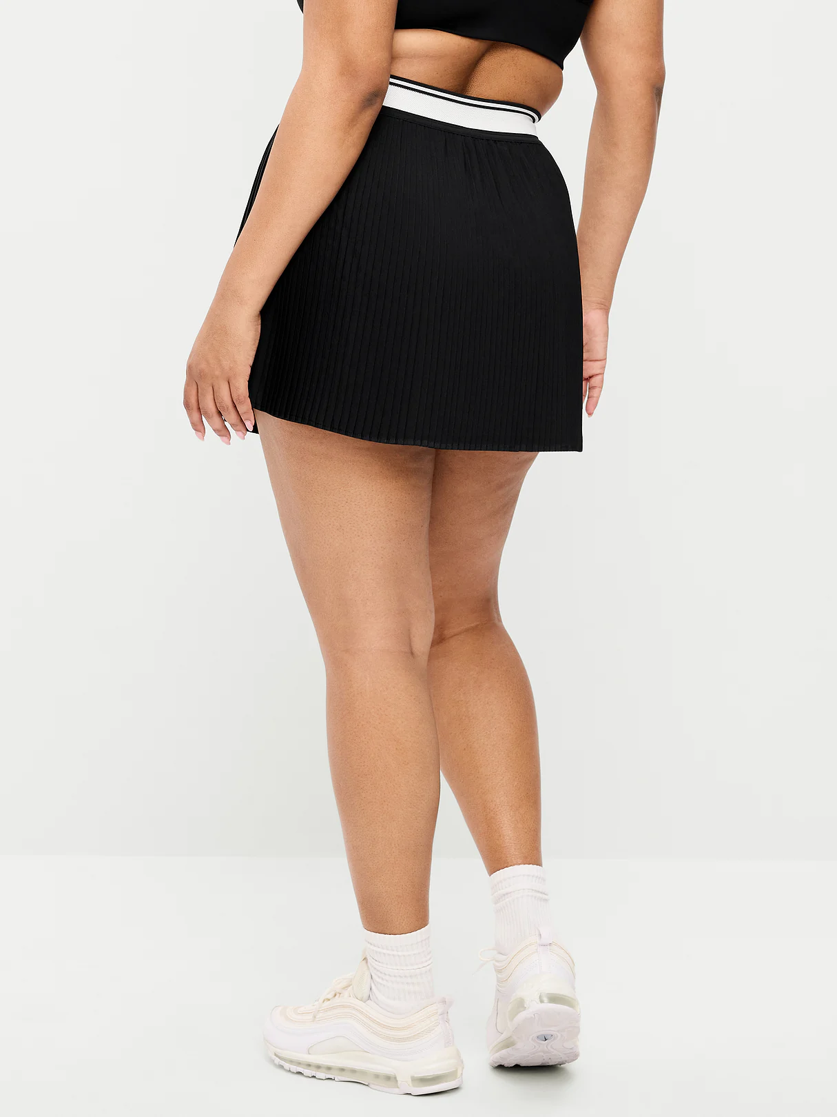 Extra High-Waisted Micro-Pleated Skort - Black Jack