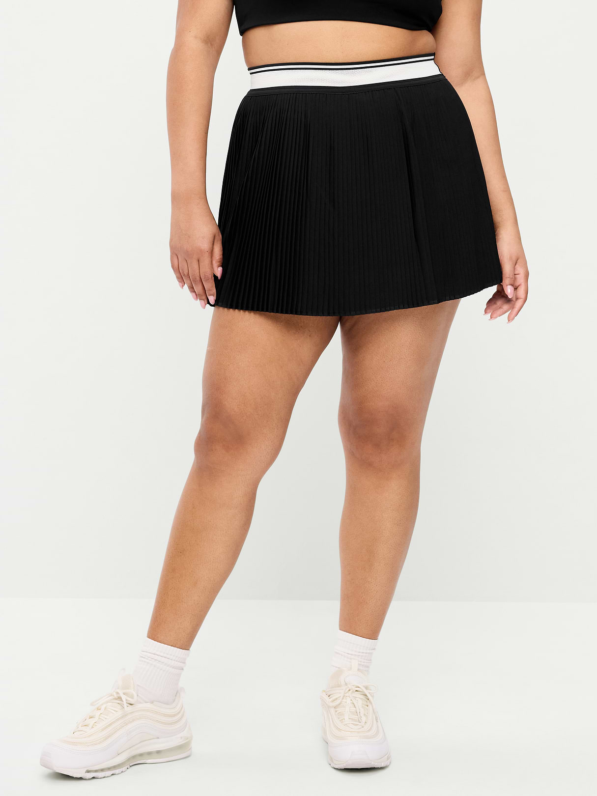 Extra High-Waisted Micro-Pleated Skort - Black Jack