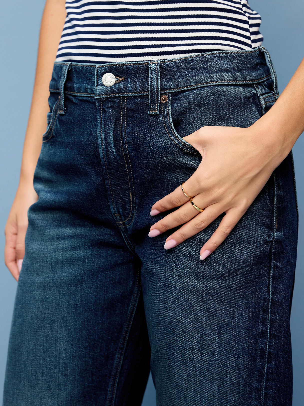 Mid-Rise Twisted-Seam Flare Jeans - Savannah