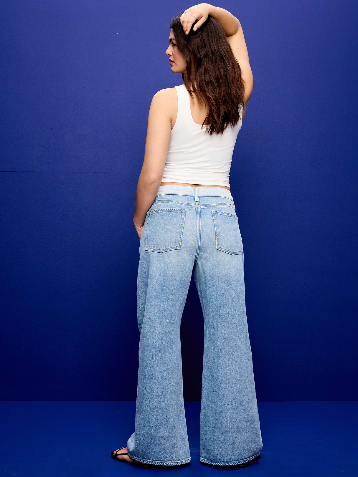 Mid-Rise Twisted-Seam Flare Jeans - Darlene