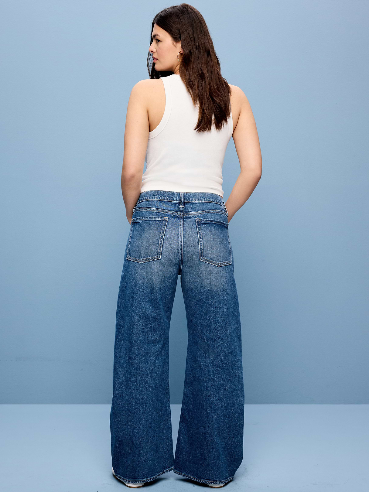Mid-Rise Twisted-Seam Flare Jeans - Avery