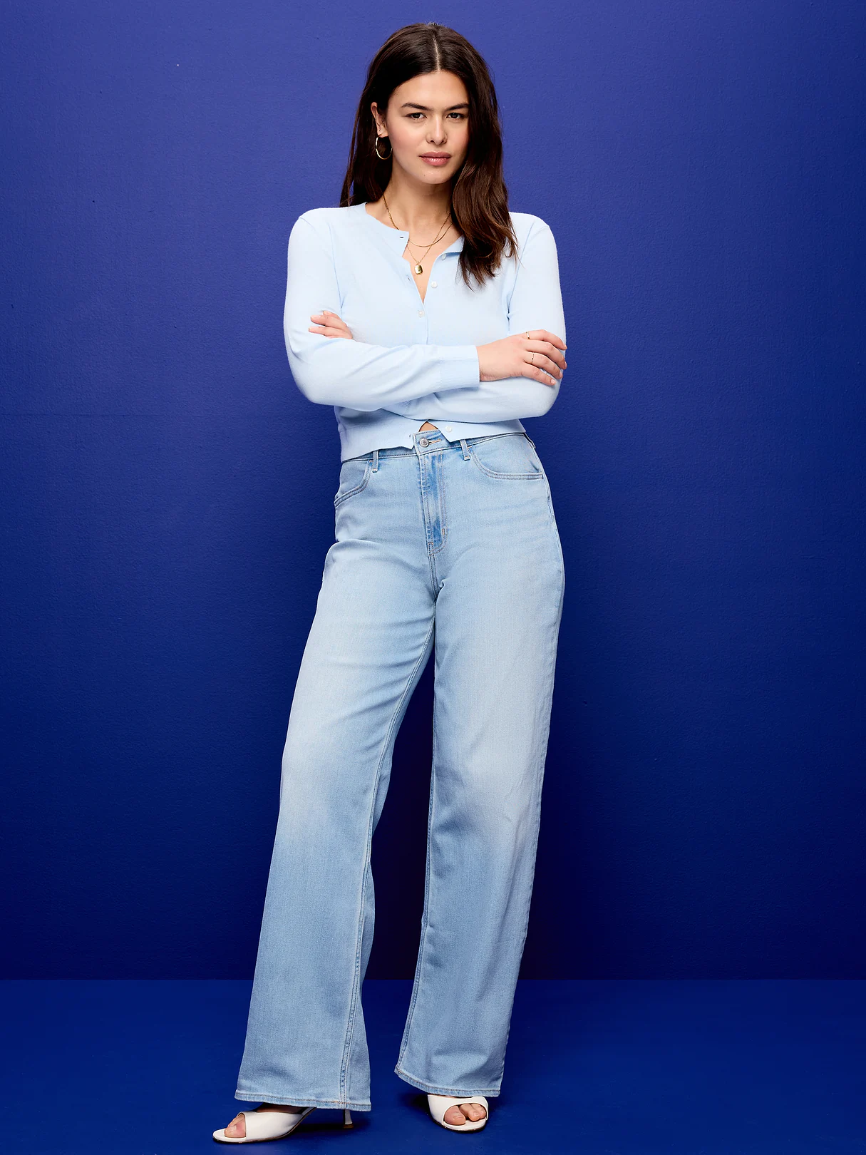 High-Waisted Wow Wide-Leg Jeans - Light Wash