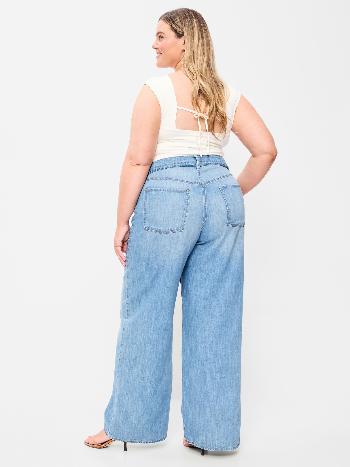 High-Waisted Drapey Wide-Leg Jeans - Light Wash