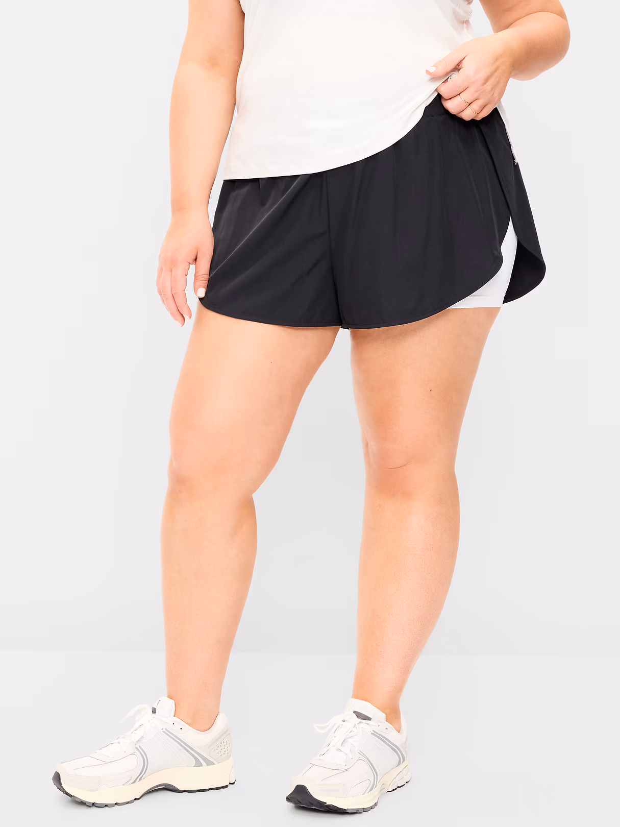 High-Waisted StretchTech 2-In-1 Run Shorts - Black Jack