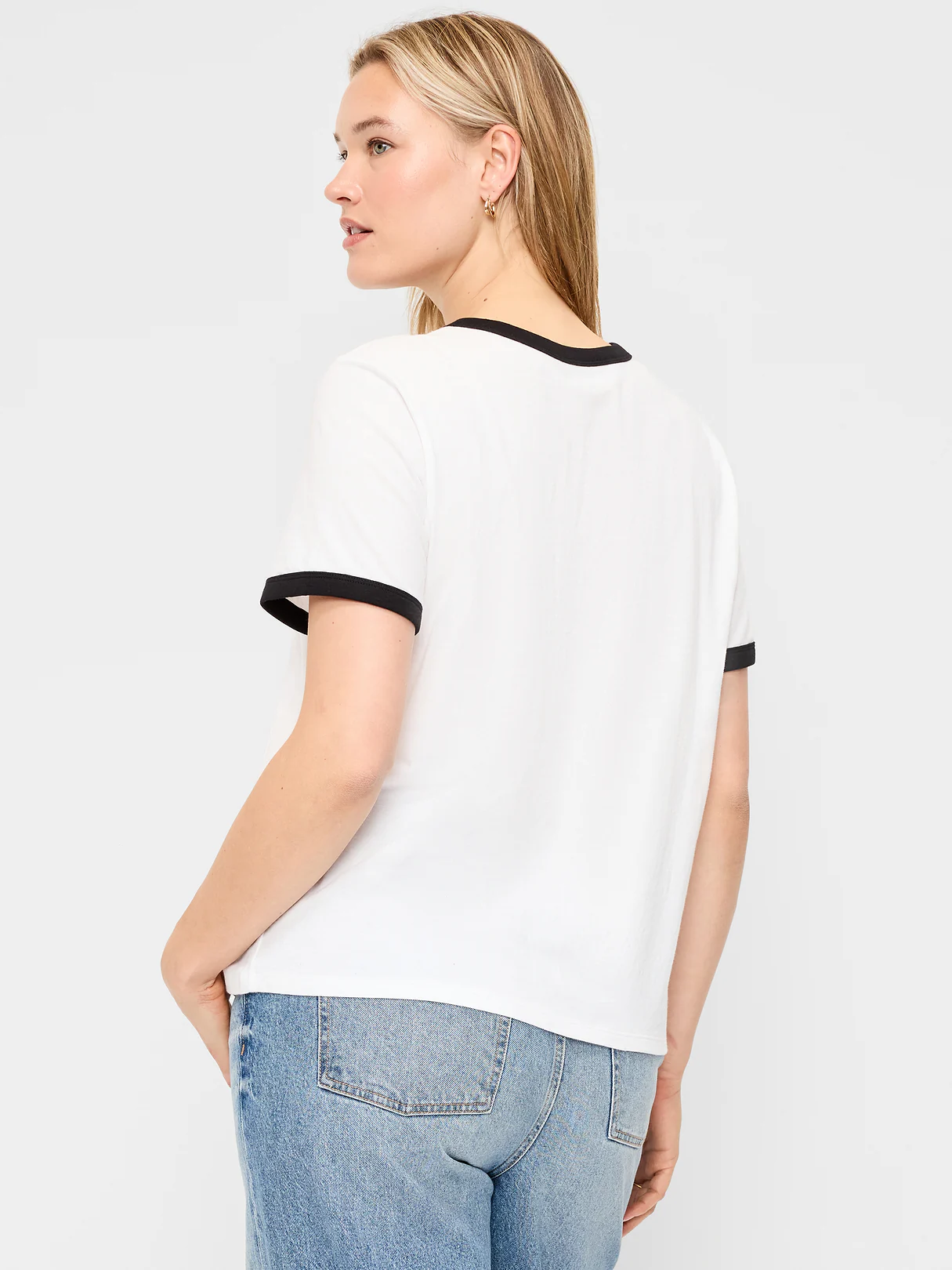 EveryWear Crew-Neck Graphic T-Shirt - White Lilies
