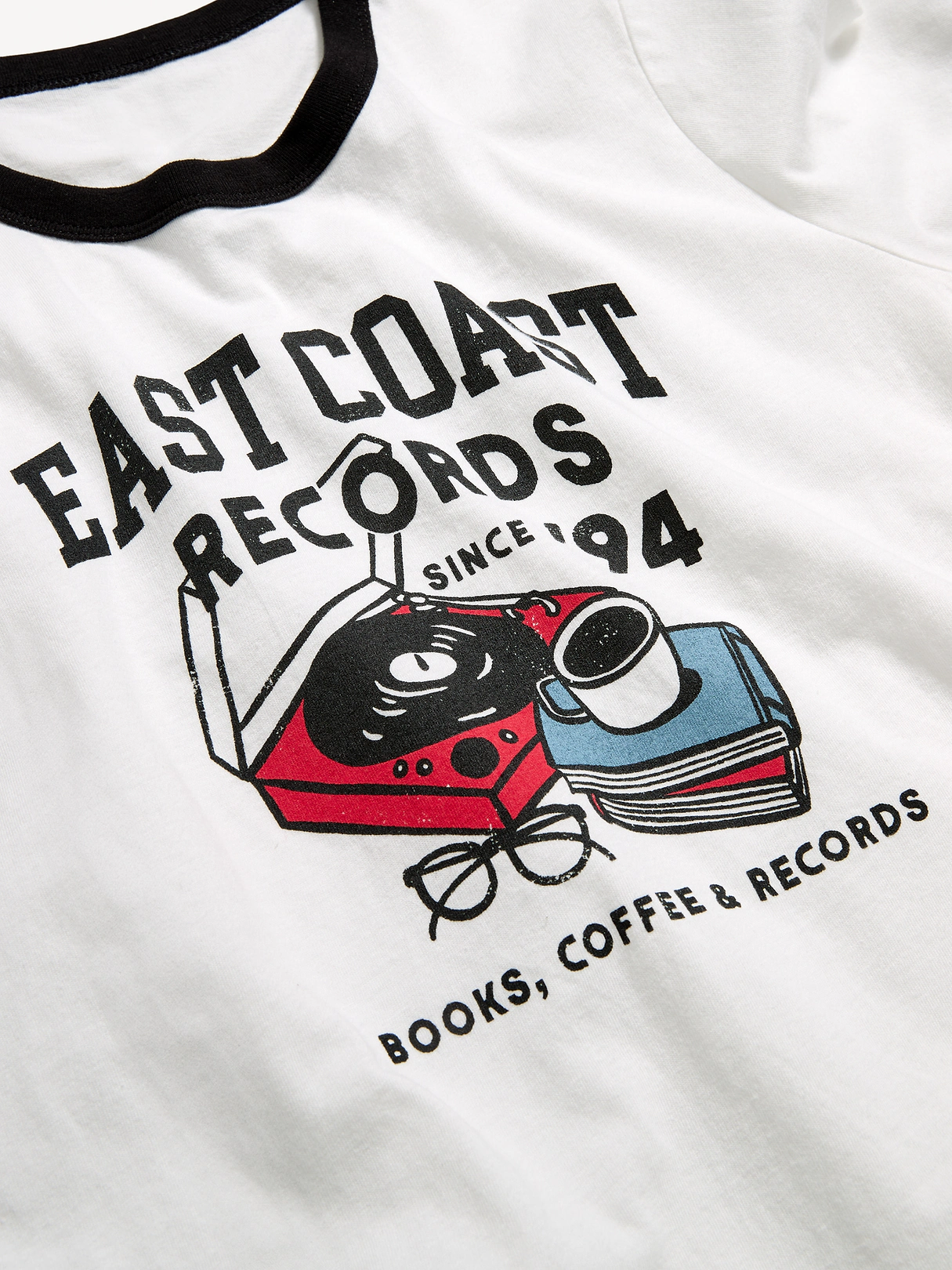 EveryWear Crew-Neck Graphic T-Shirt - White Lilies